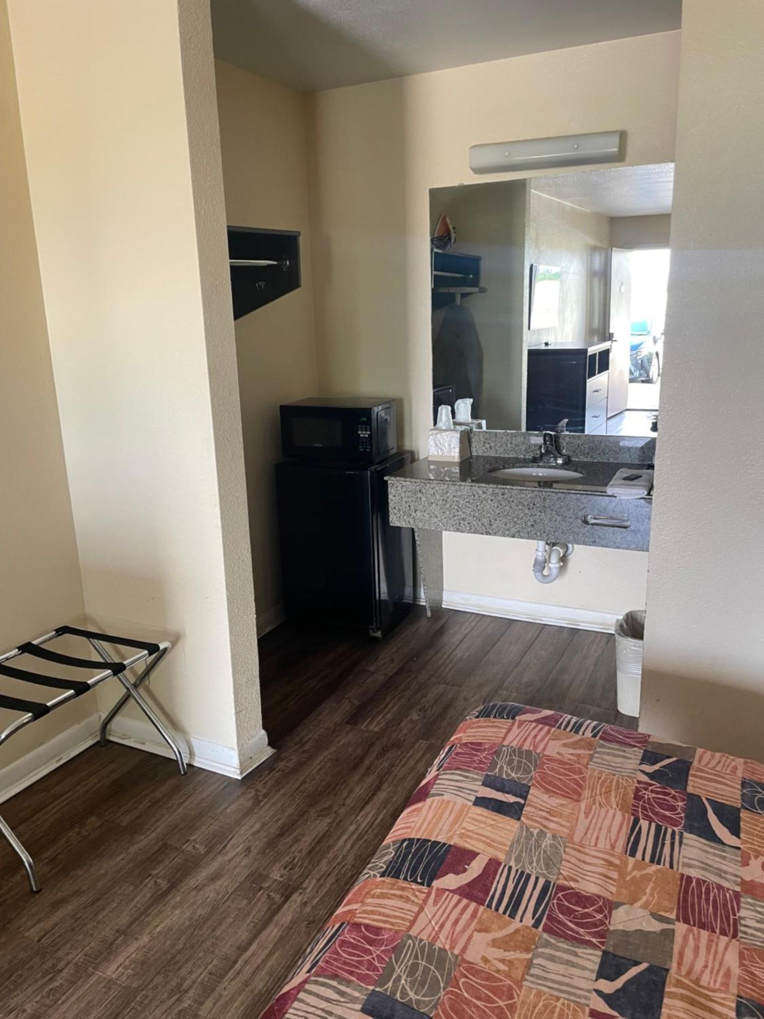 Relax Inn Marlin Екстер'єр фото